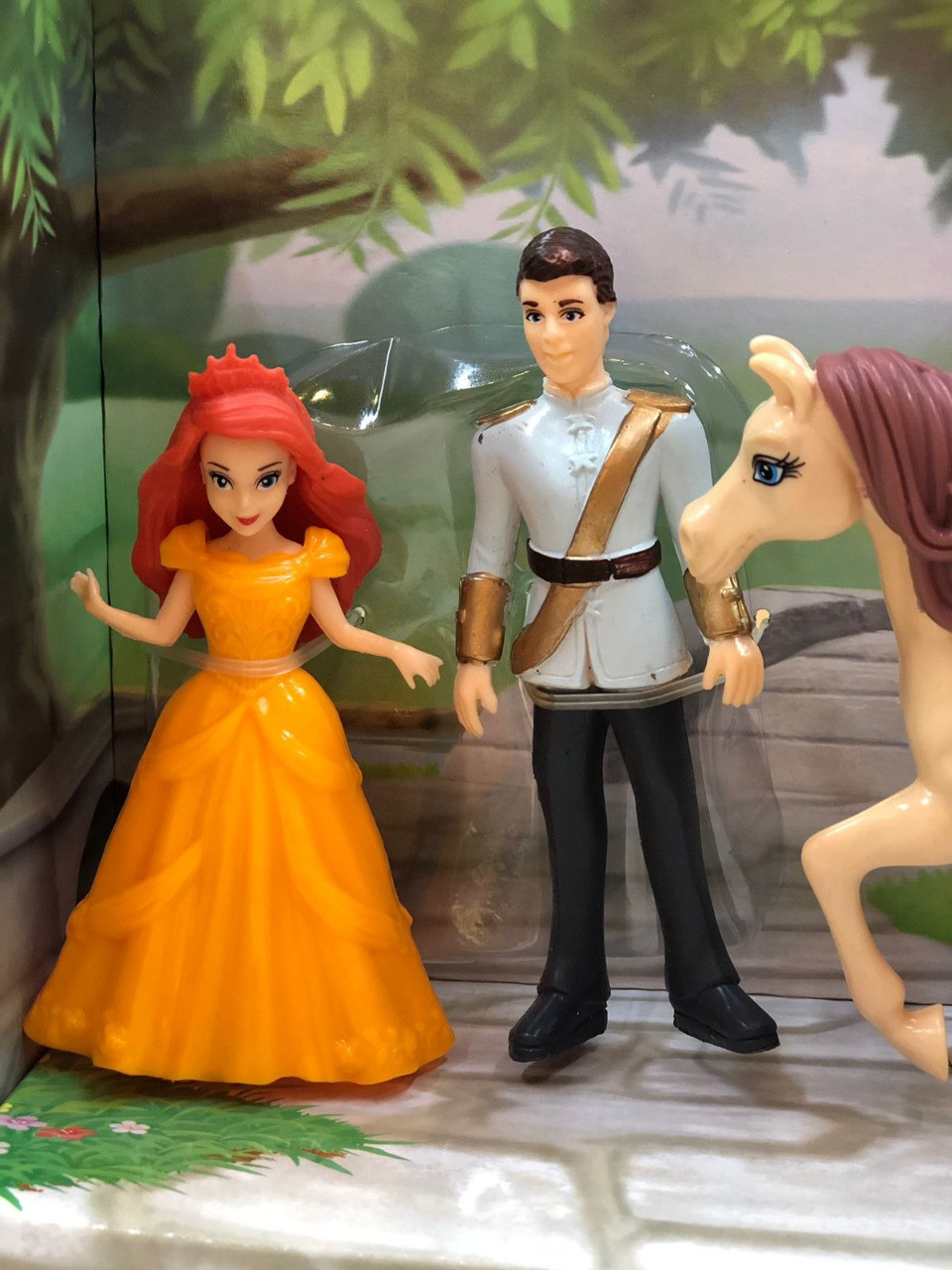 Carruaje con caballo de juguete para niñ